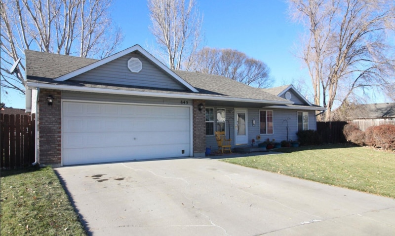 Building Photo - 845 Aspen Pl