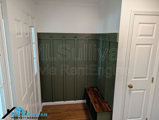 Building Photo - 5408 Ravenswood Pl