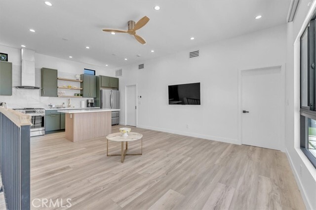 Building Photo - 5046 Cerrillos Dr