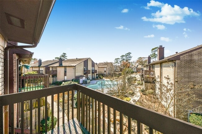 Building Photo - 12905 Woodforest Blvd