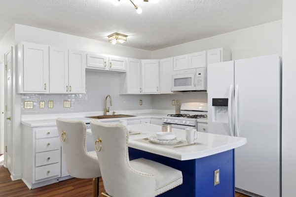 Building Photo - 924 Carpenter St