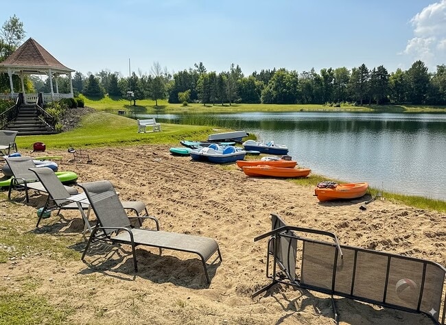 Building Photo - 15125 Washington Ave