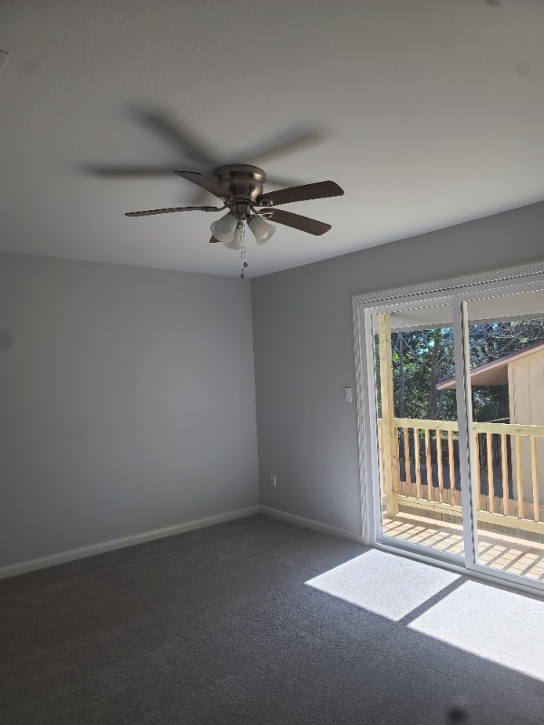 Building Photo - 4985 Catalina Cir