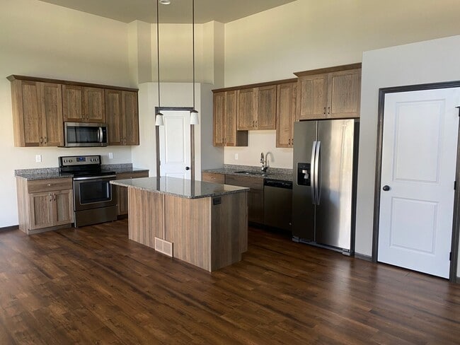 Building Photo - 3375 Pr Hts Wy