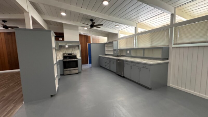 Building Photo - 1036 W Alamos Ave