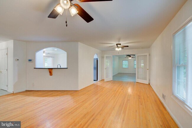 Building Photo - 11621 Sourwood Ln