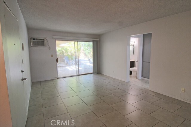Building Photo - 807 E Cottonwood Rd