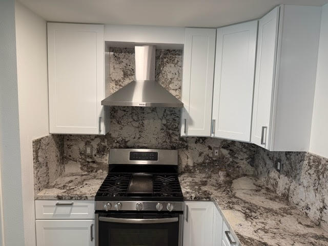 Building Photo - 51345 Avenida Velasco