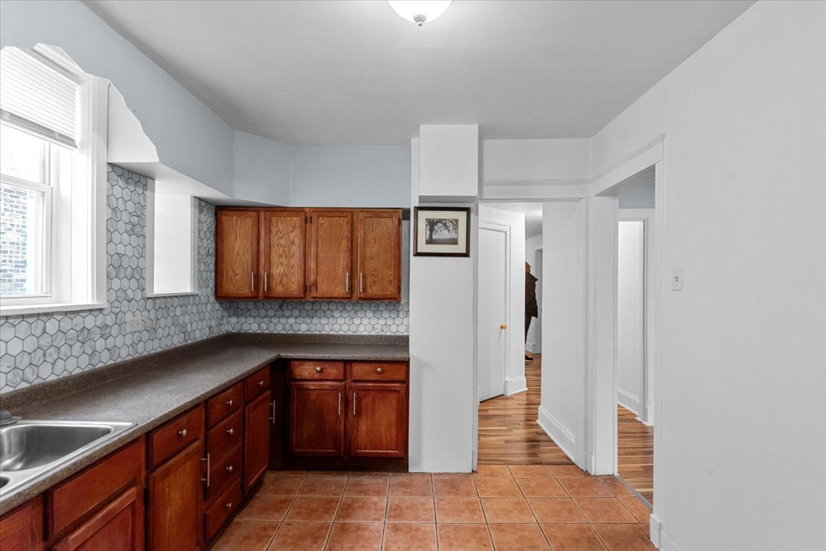 Building Photo - 11314 S Prairie Ave