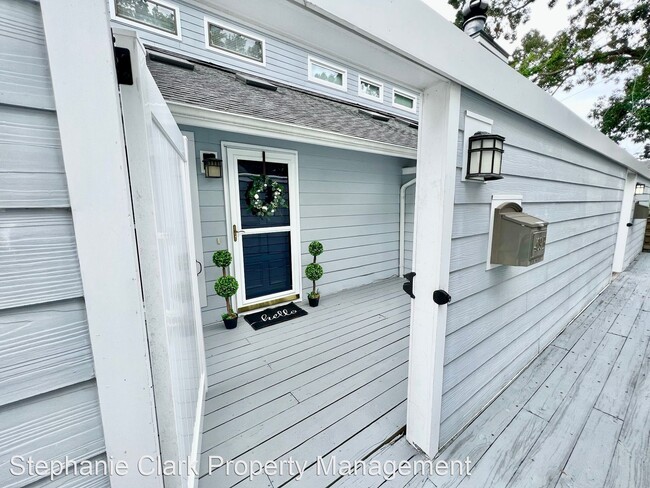 Primary Photo - 3 br, 2 bath House - 409 33rd Street #B