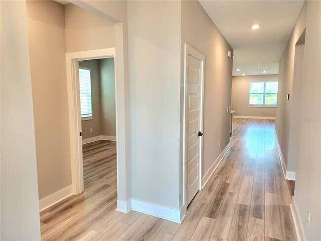 Building Photo - 3615 Savanna Palms Ct