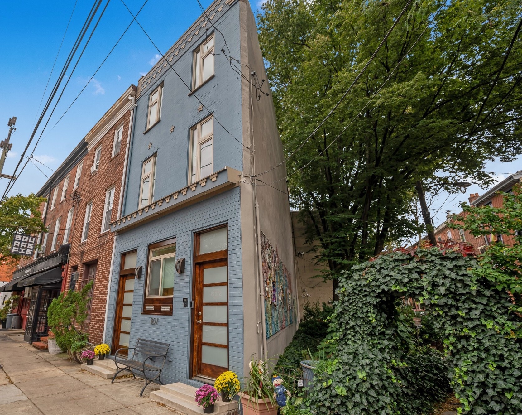 Exterior - 807 E Passyunk Ave