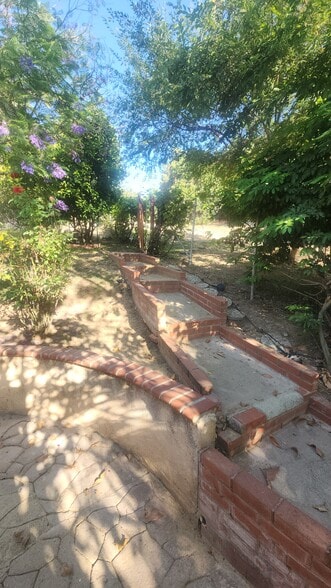 Building Photo - 4003 Harriman Ave