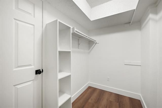 Building Photo - 2706 Creekwood Ct
