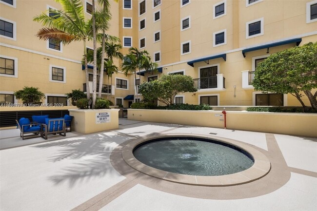 Building Photo - 8395 SW 73rd Ave