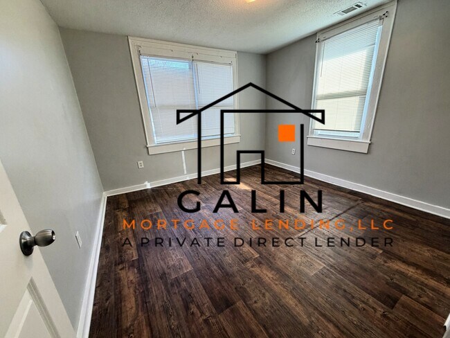 Building Photo - 1005 Amaranth Ave