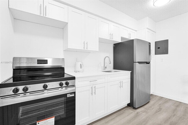 Building Photo - 13210 Memorial Hwy