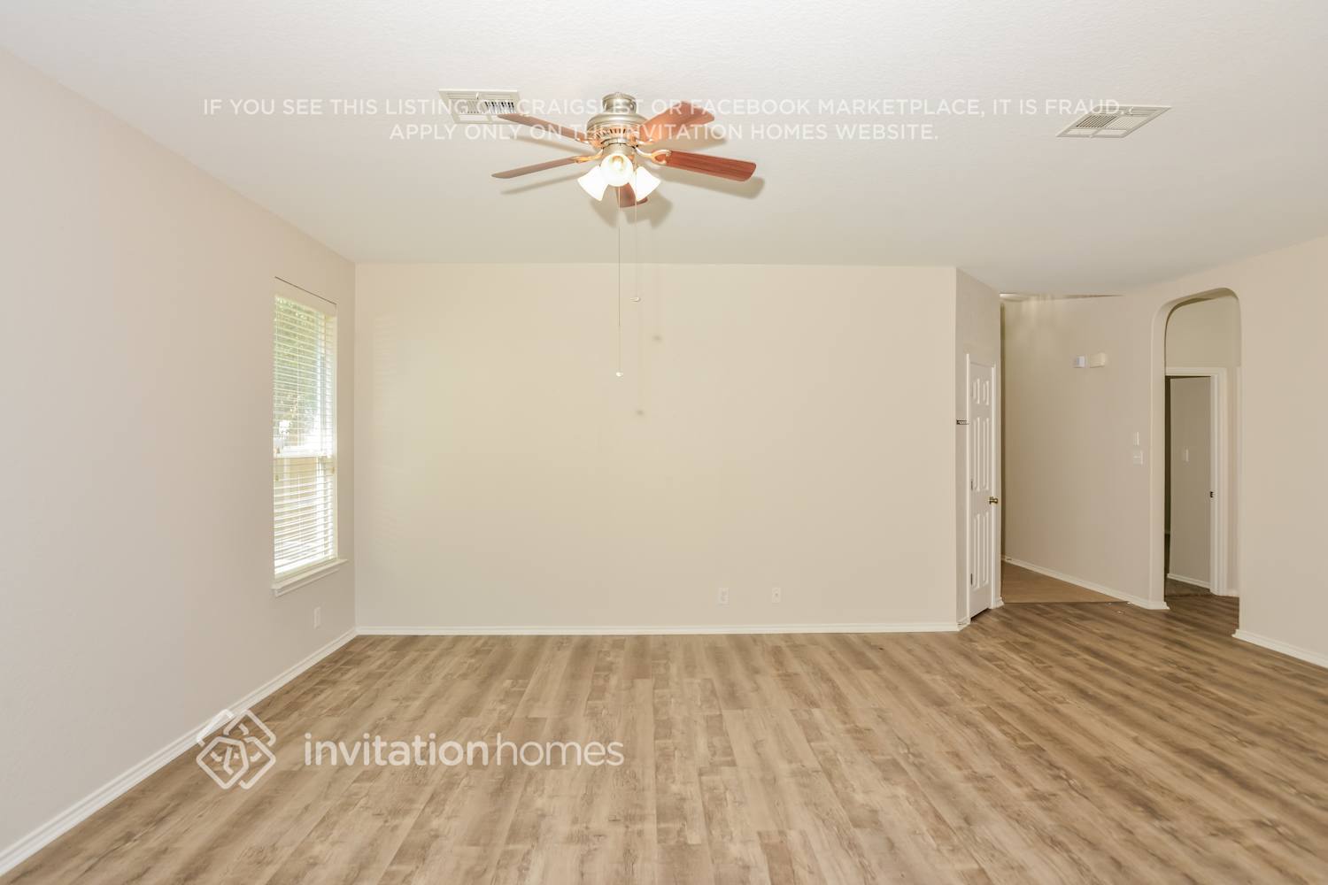 Building Photo - 710 Campion Red