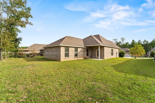 Building Photo - 782 Serpentine Dr
