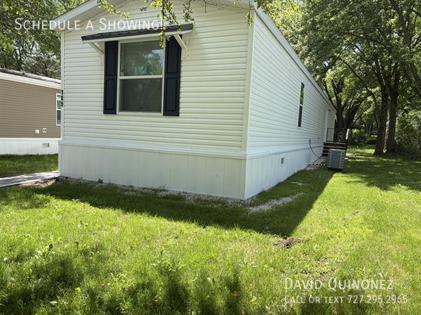 Building Photo - 105 Azalea Ave