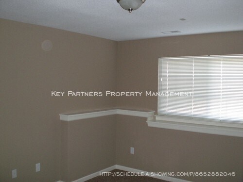 Building Photo - 15816 Conser - Cute Townhouse in Blue Valley!