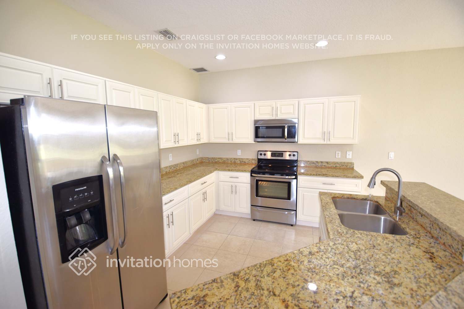 Building Photo - 5301 Island Gypsy Dr