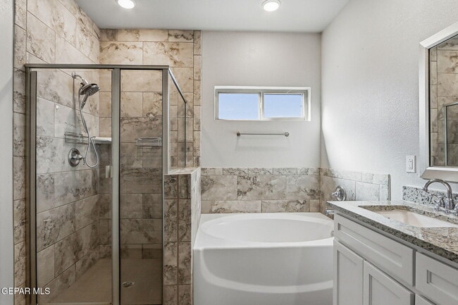 Building Photo - 15132 Purpose Ave