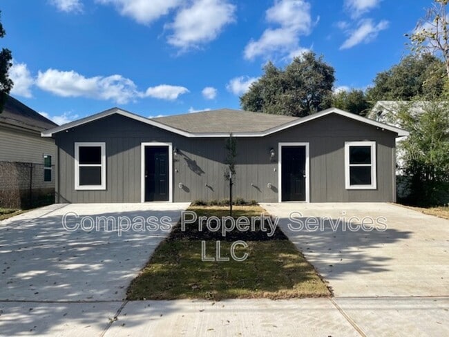 Primary Photo - 1114 Chestnut St