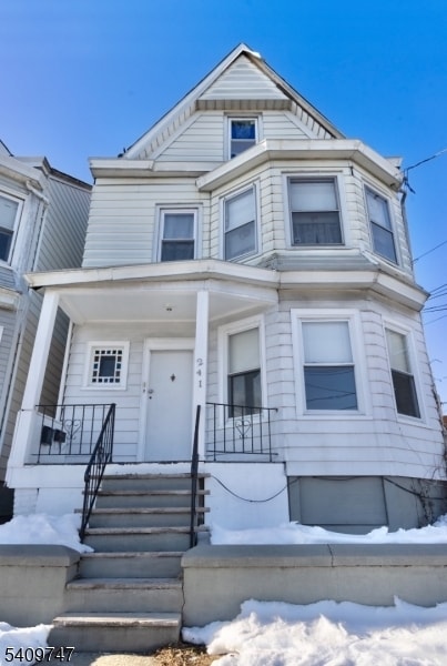 Building Photo - 241 N 8th St