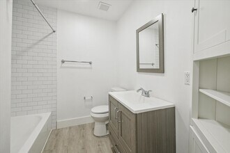Building Photo - 2207 Mimosa Dr