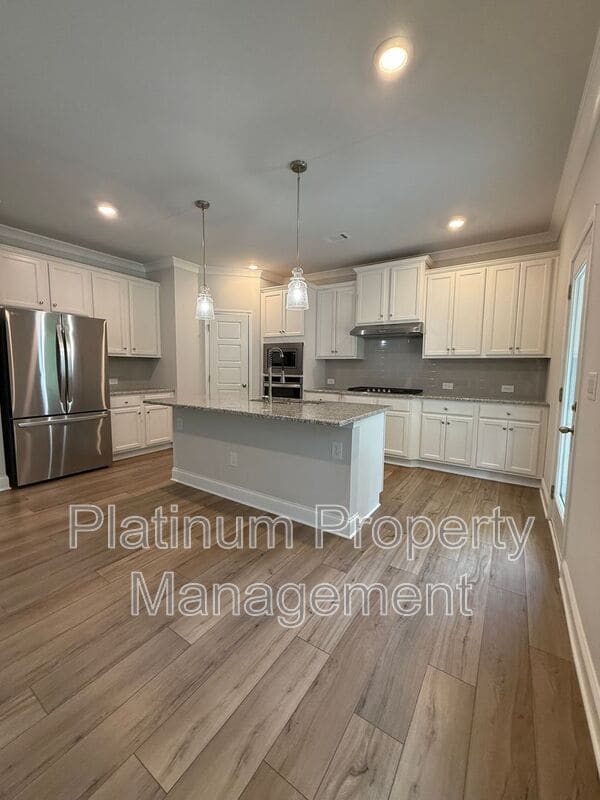Building Photo - 1673 Dover Creek Ln