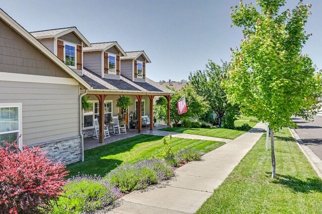 Building Photo - 4432 Vista Pointe Dr