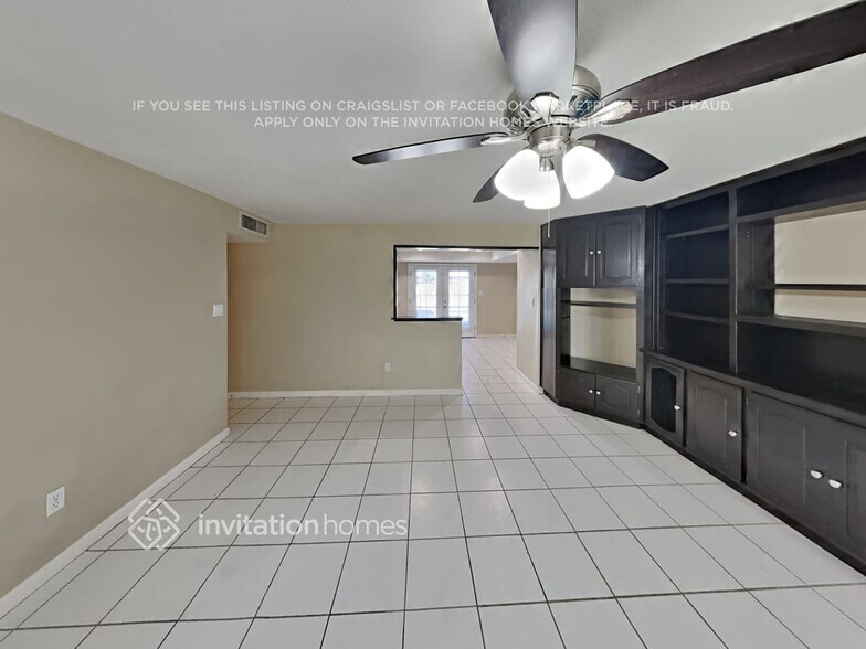 Building Photo - 7208 W Monterosa St