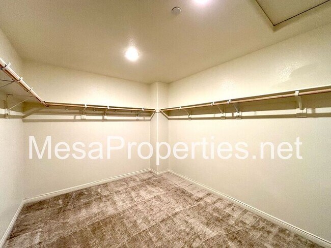 Building Photo - 13422 Menchaca Ct