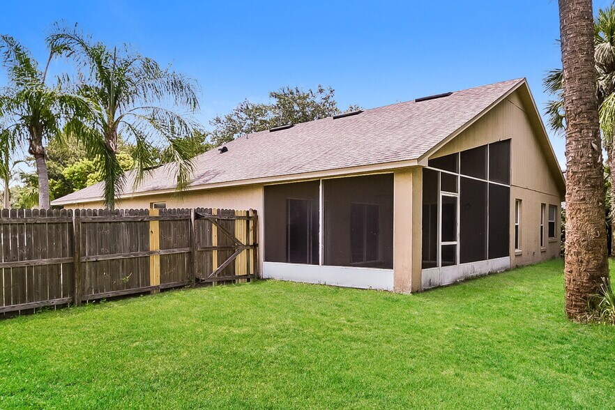 Building Photo - 1199 Twin Rivers Blvd