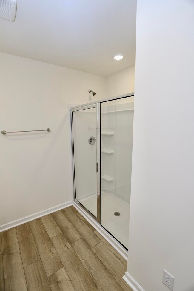 Building Photo - 1718 Canopy Dr