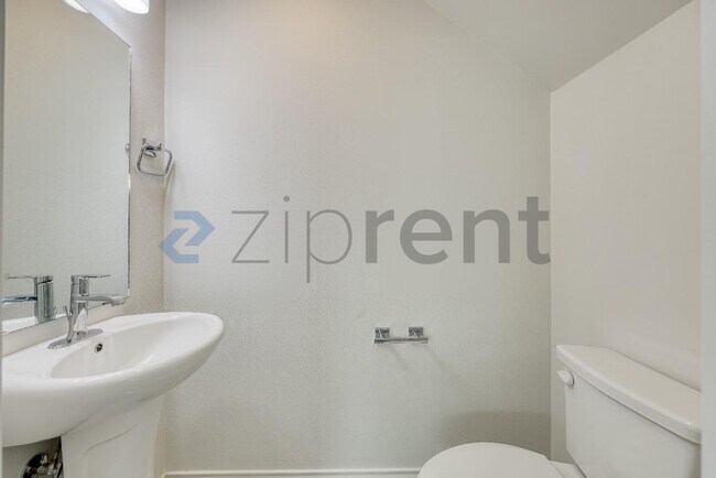 Building Photo - 5902 US-59