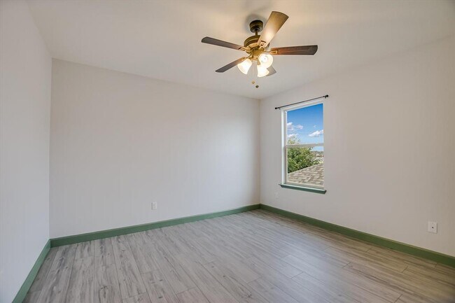 Building Photo - 10020 Wading Pool Path