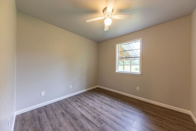 Building Photo - 642 Stevenson St