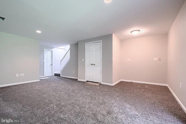 Building Photo - 3365 Cheverly Ct