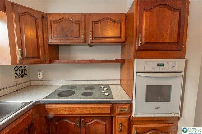 Building Photo - 1424 Grace St