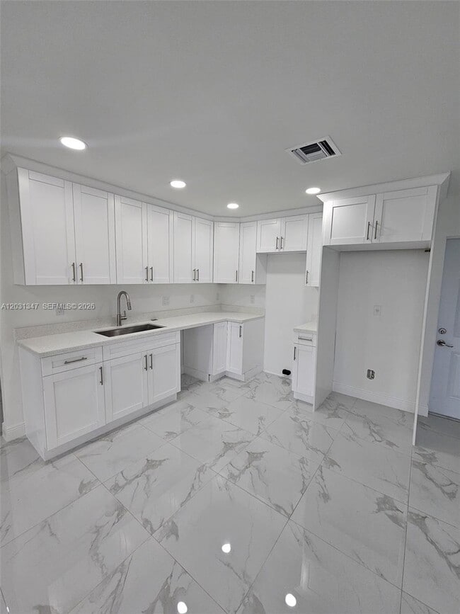 Building Photo - 3819 3rd St W