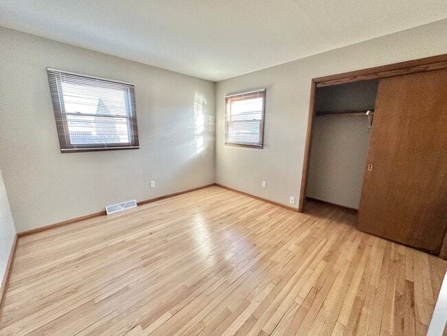 Building Photo - 5828-5830 North 76th Street