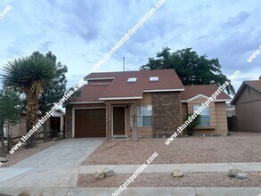 Building Photo - Great NW home