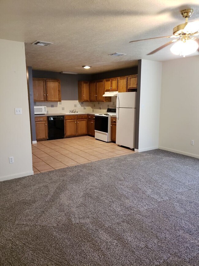 Building Photo - 2800-2804 90th Street