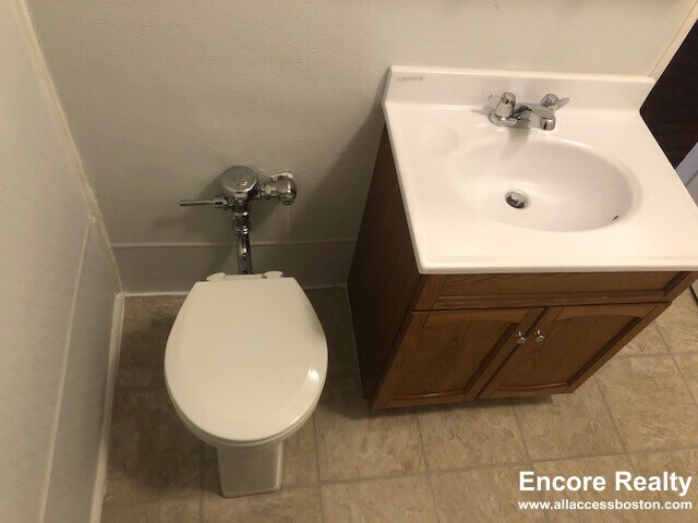 Building Photo - 1193 Boylston St