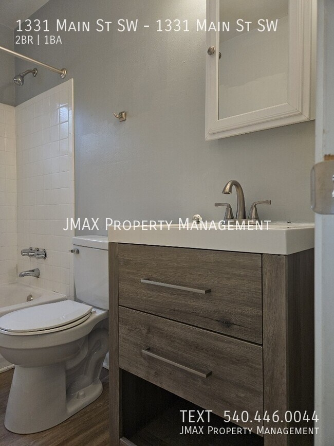 Building Photo - 1331 Main St SW