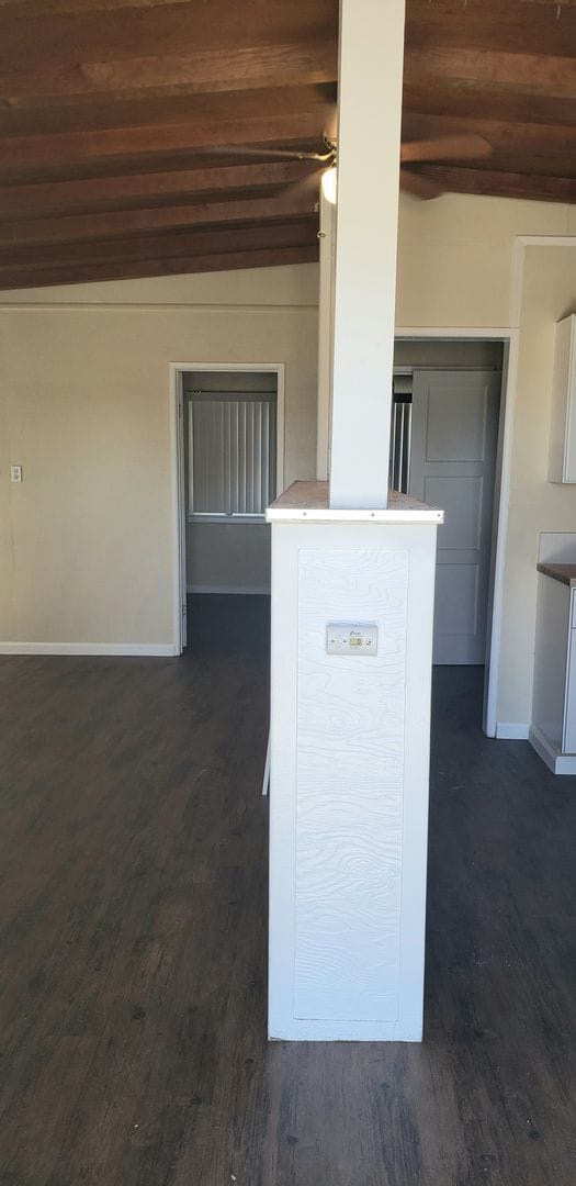 Building Photo - **COMING SOON ** 3 Bed 1 Bath Home