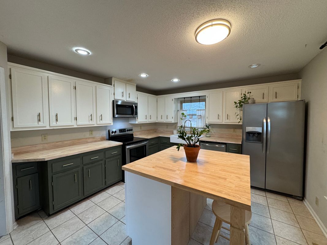 Building Photo - 1408 Scarlett O'Hara Ct