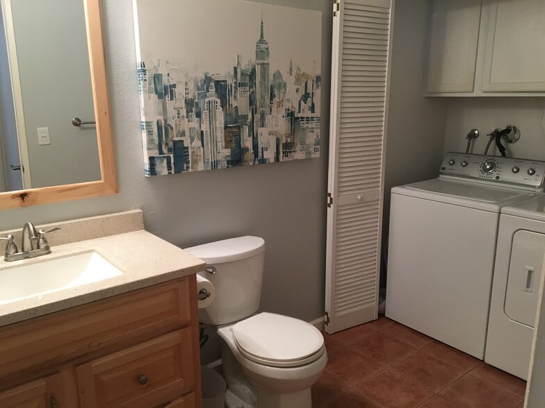 Building Photo - 18526 Mayall St